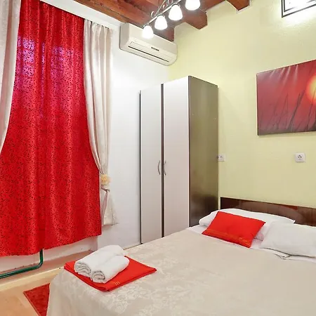 City Center Dragica * Задар